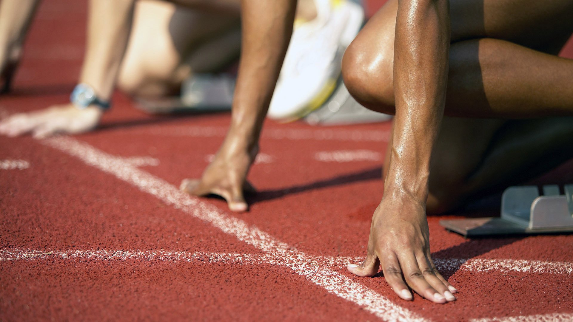 在线篮球教学平台快速发展,为青少年提供优质训练资源,篮球教学网站推荐