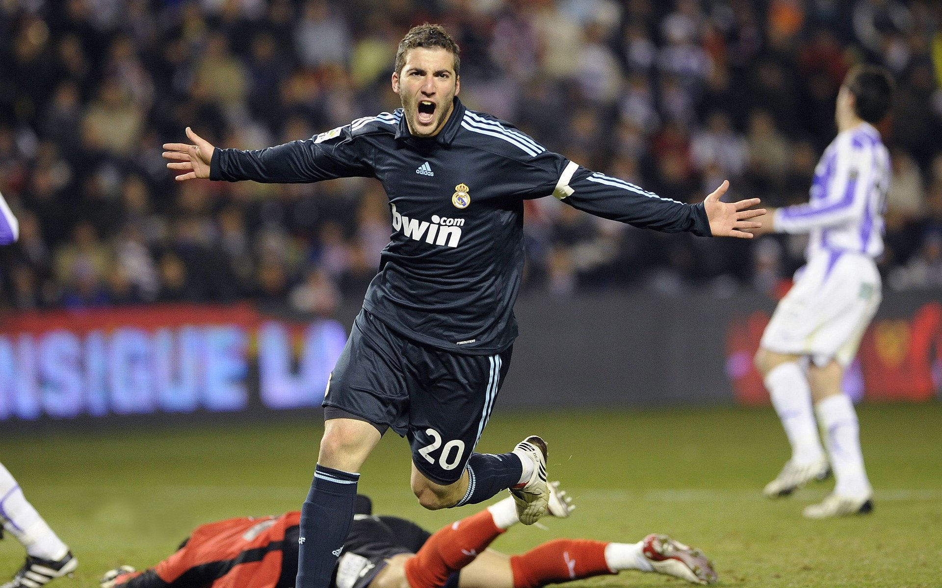 电竞活动策划:精彩纷呈与参与度高,电竞活动的策划