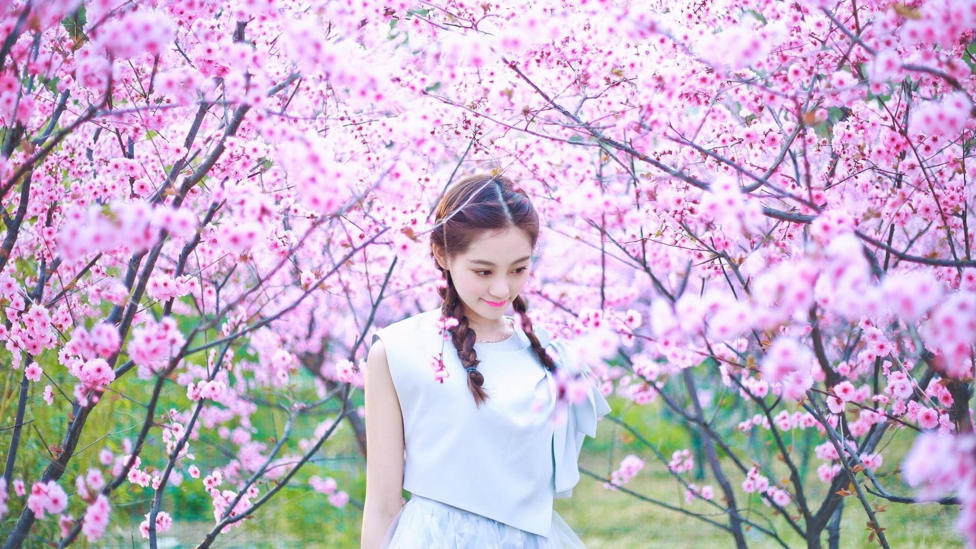 开云网页版-曼联青训球员崭露头角，成为焦点，曼联青训营叫什么名字