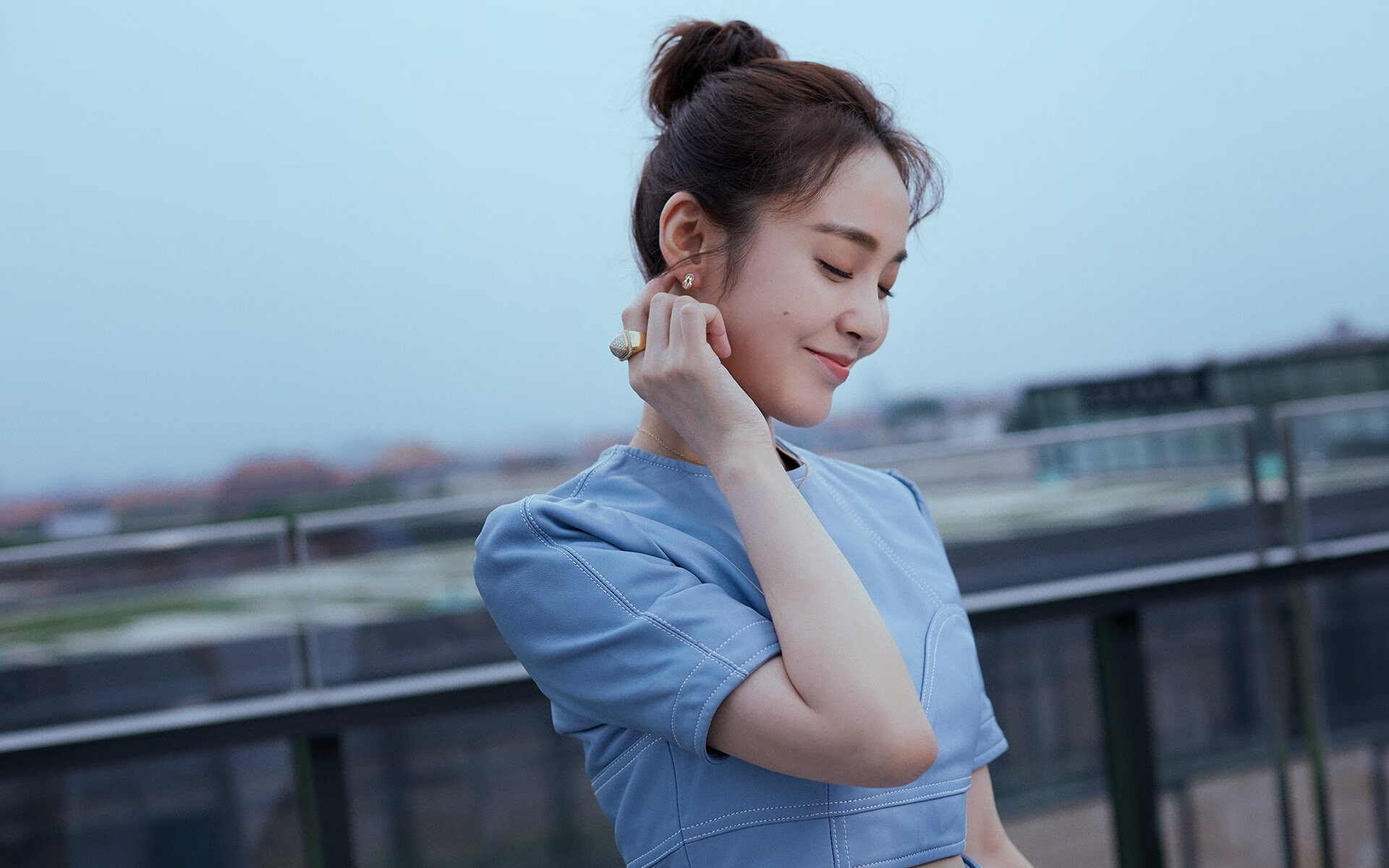 kaiyun体育综合-英超球队采用基于数据的高位逼抢强度优化策略，英超高对抗