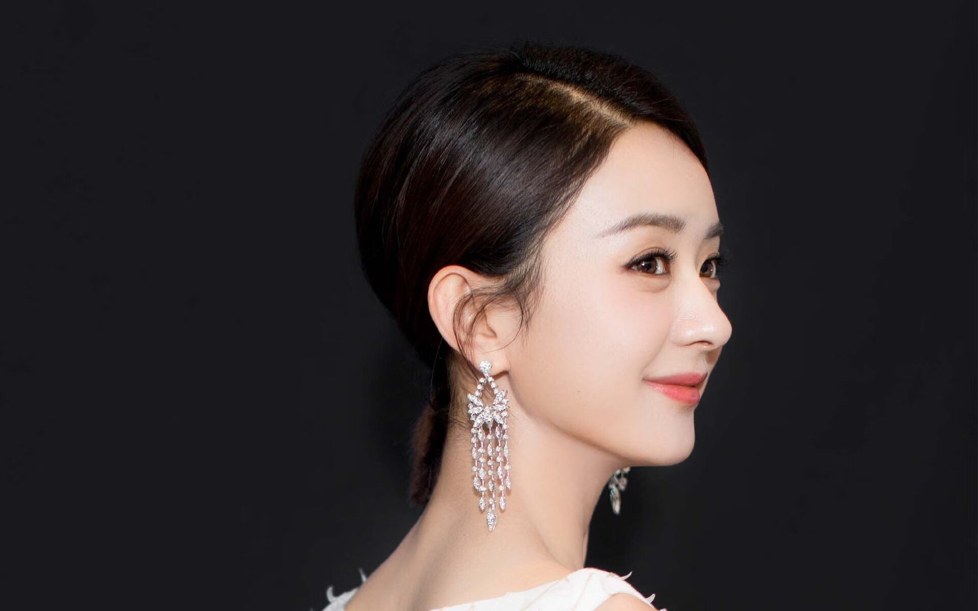 开云·体育官网APP下载-中超联赛国家队晋级 球员状态稳定，中超晋级与降级