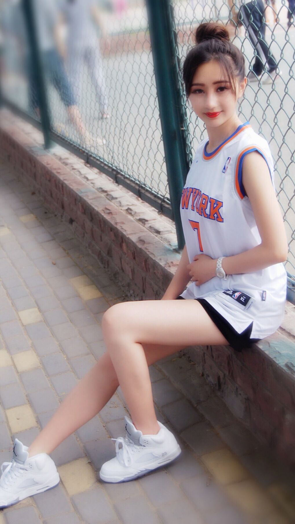 kaiyun网站-尤文图斯整体回撤成功遏制高压进攻，尤文图斯回传失误