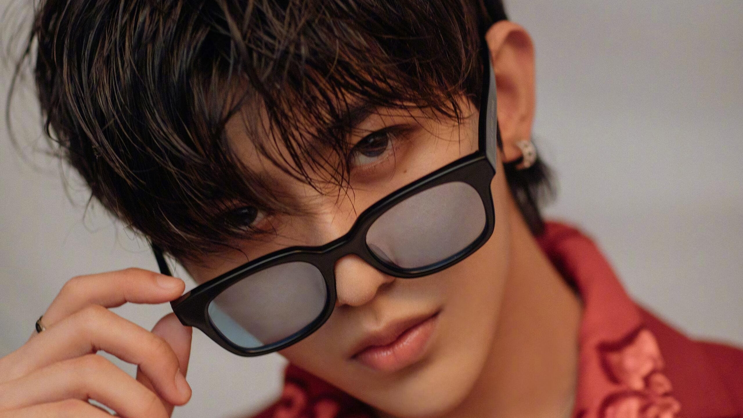 开云体育-教练指挥风格与球队后劲表现之间的关系探讨，指挥后卫