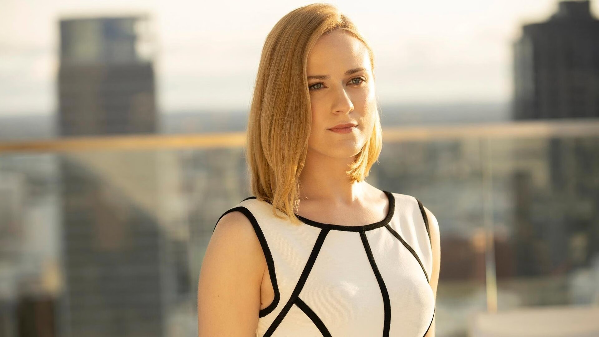 哈登持球时间减少更多依赖挡拆体系,哈登全能表现盘活全队 三分手感成伤退前遗