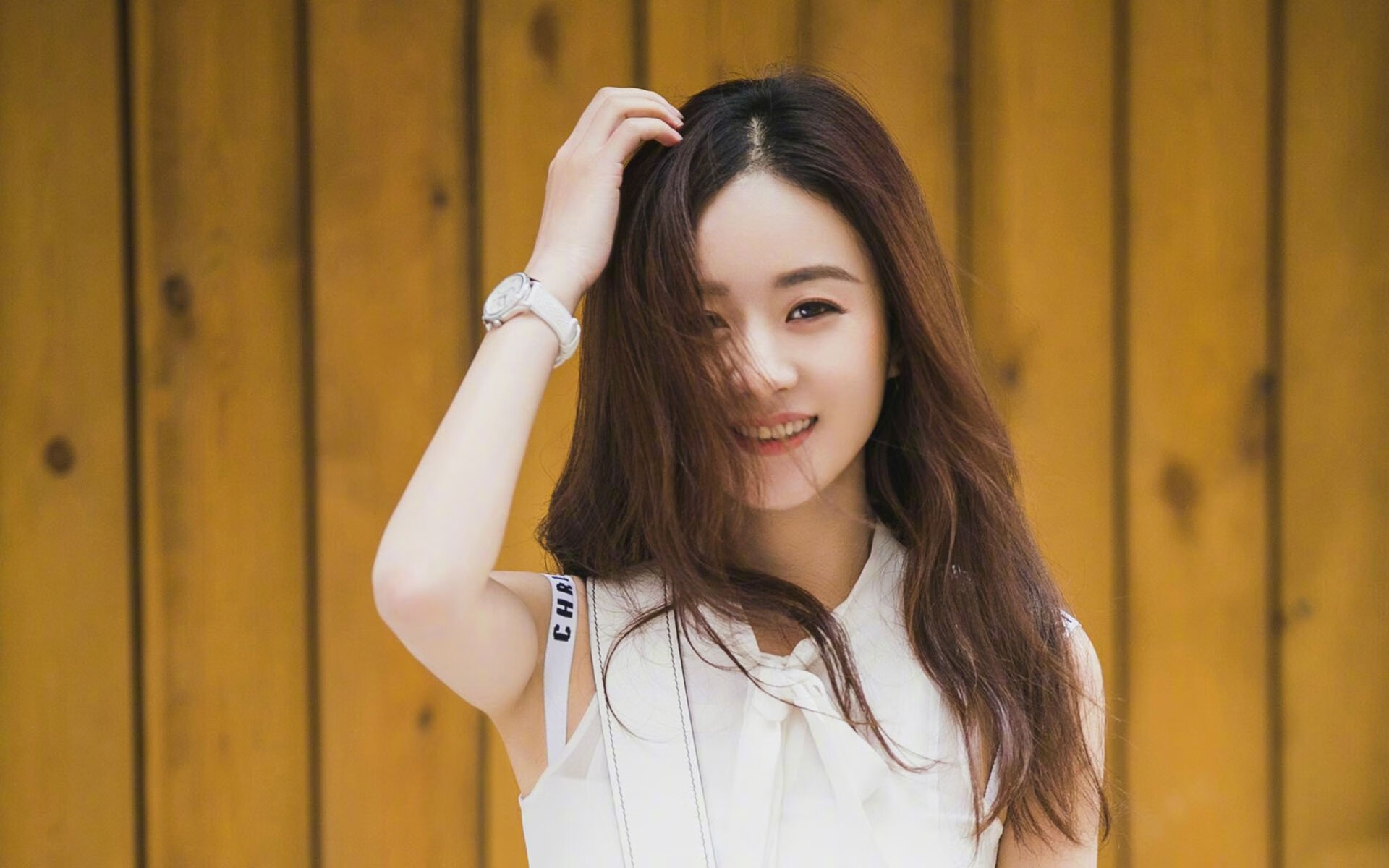 开云官网-尼尔·巴特尔凭借经验与球场视野，帮助袋鼠队稳固后防，尼尔巴雷特衣服