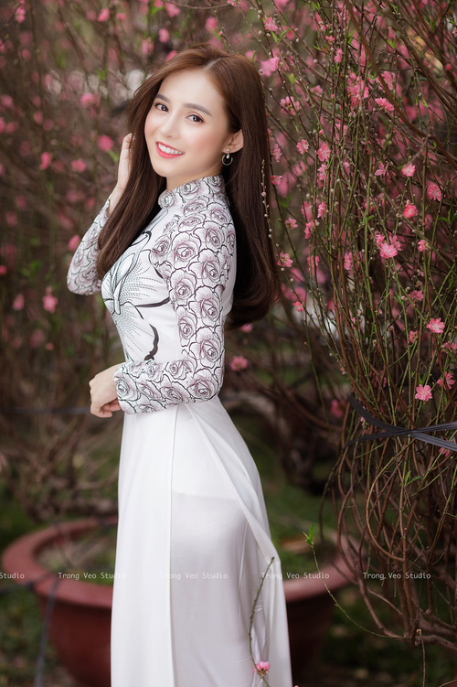 开云体育-谷爱凌赛后采访展现冠军风范，谷爱凌专访